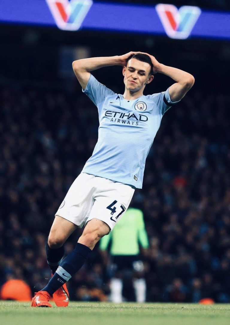 Phil Foden Wallpaper - iXpap