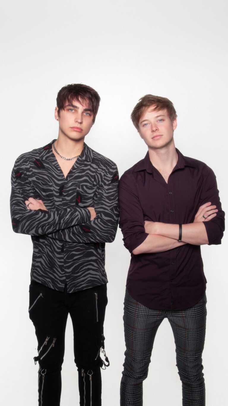 Sam And Colby Wallpaper Ixpap 5629