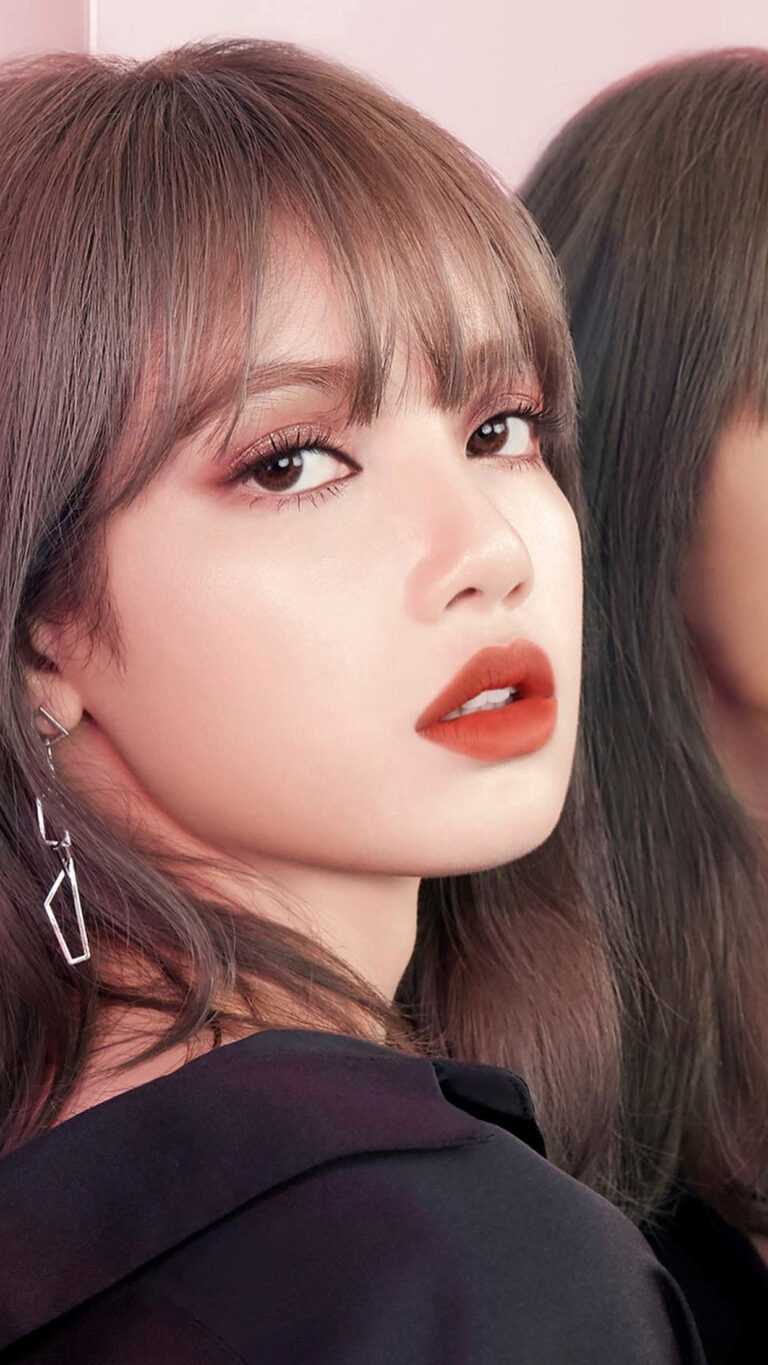 Lisa Wallpaper - iXpap