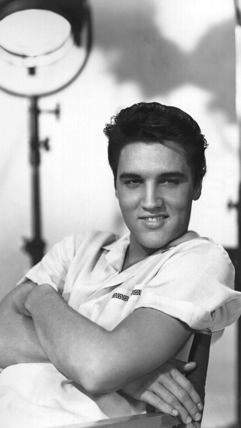 Elvis Presley Wallpaper - iXpap