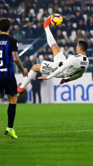 Ronaldo Bicycle Kick Wallpaper